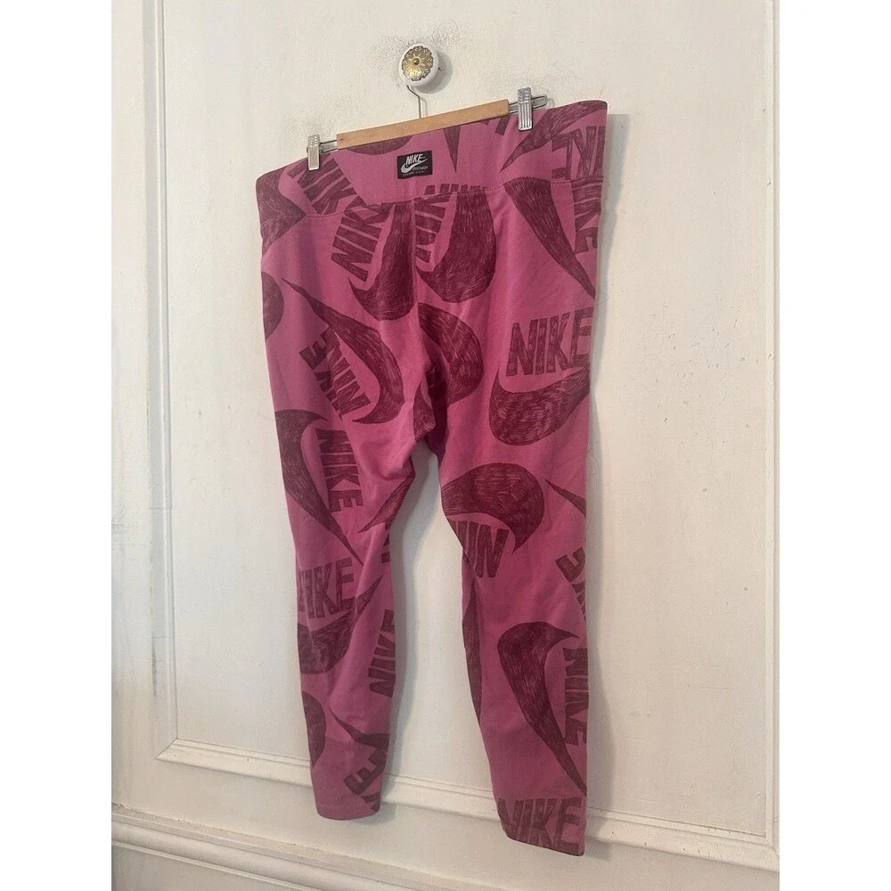 Nike Logo All Over Print Clash Legging Athletic Cosmic Pink Women’s Size 2XL